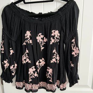 AE Off the Shoulder Top